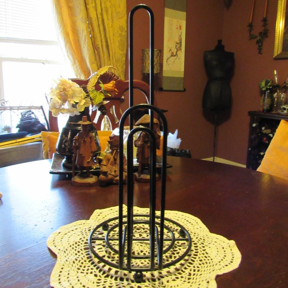 ▪️🖤▪️Fabulous Art Deco Style Onyx Black Powder Coated Enamel Paper Towel Holder